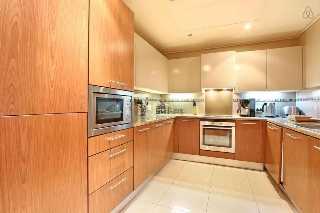 Cape Royale By Mcstay Cape Town Exterior photo